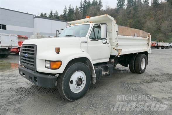 Ford F800 Sklápěče