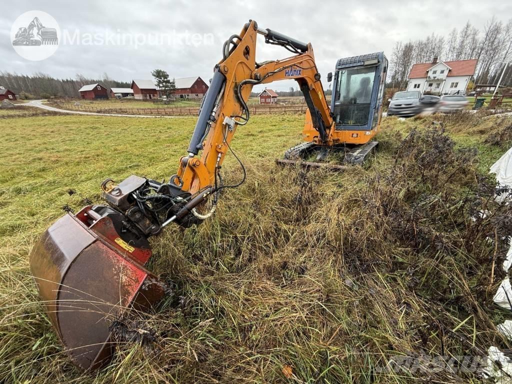 Hanix H 56 C Mini rýpadla < 7t