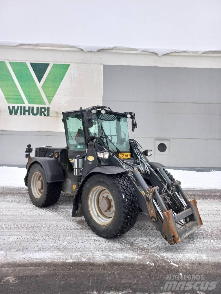 Wille 665 Kompaktní traktory