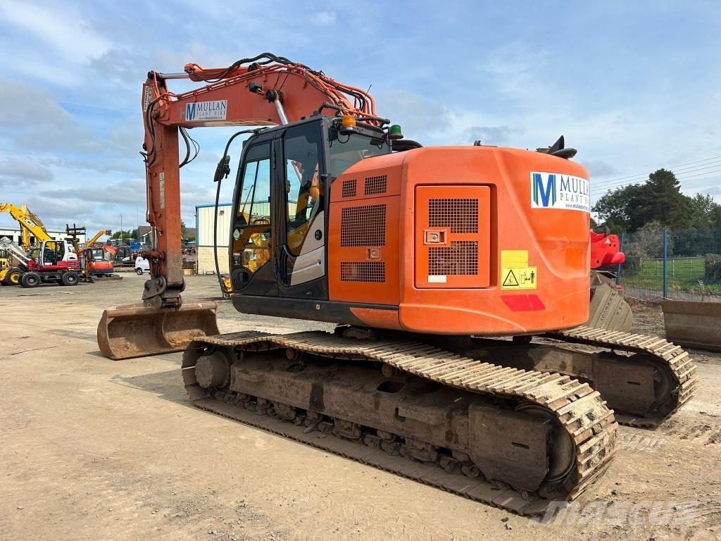 Hitachi ZX225 USLC-6 Pásová rýpadla