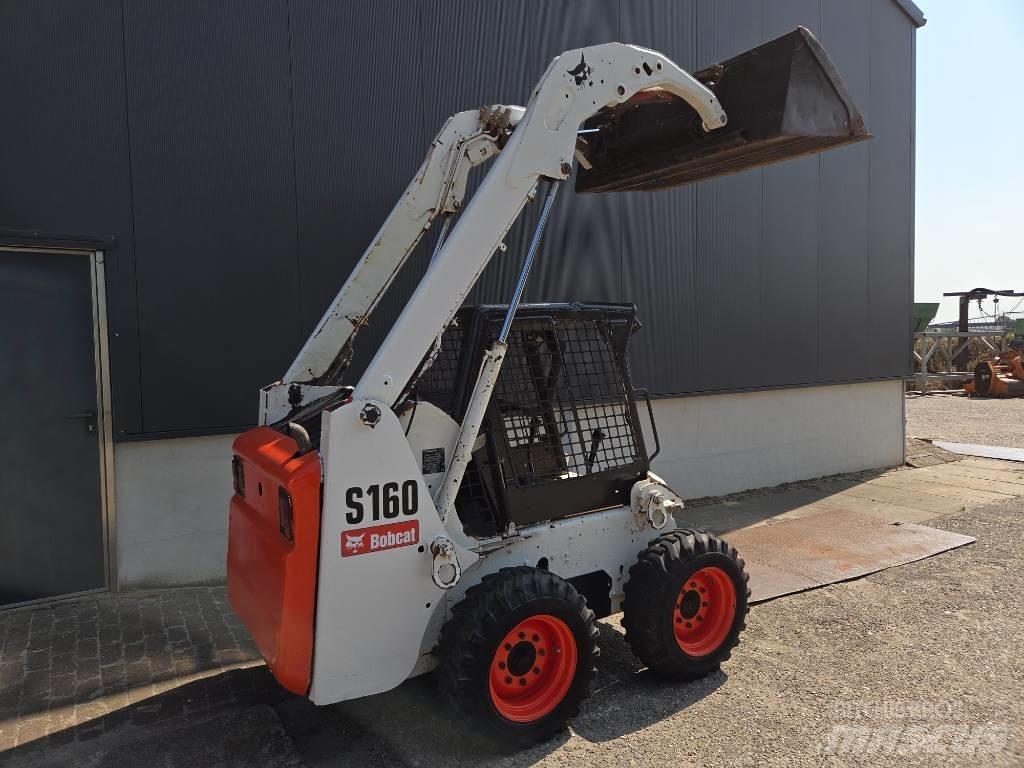 Bobcat S 160 Smykem řízené nakladače