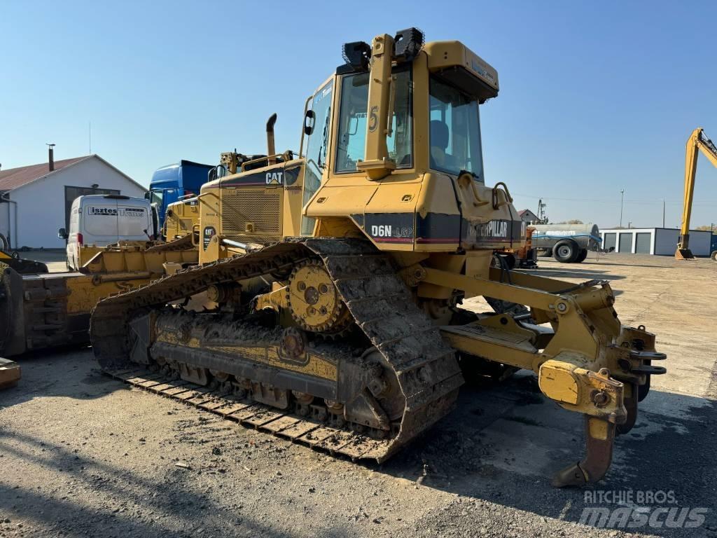 CAT D 6 N LGP Pásové dozery