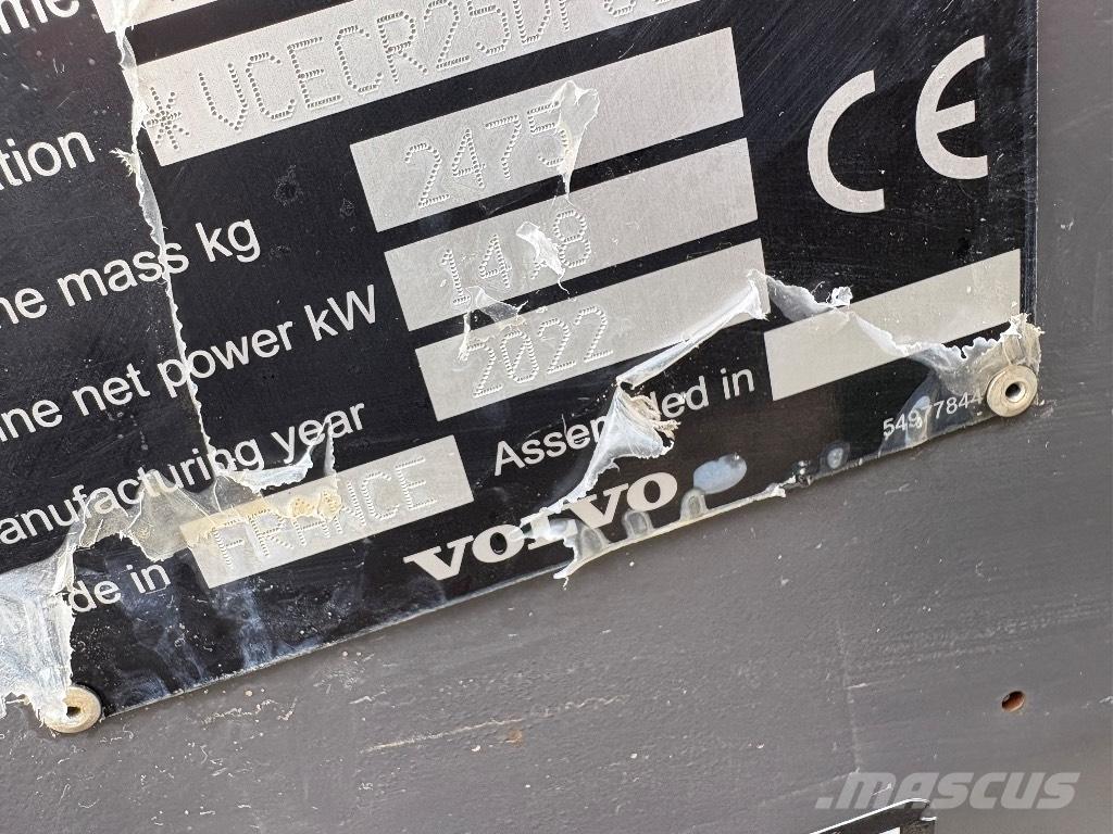 Volvo ECR 25 D Mini rýpadla < 7t