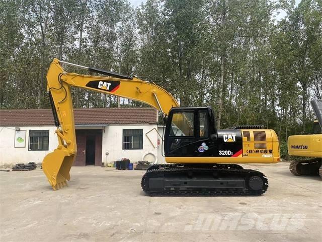 CAT 320D2 Pásová rýpadla