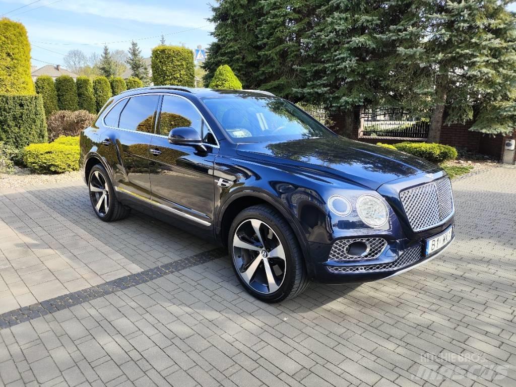 Bentley Bentayga V8 Osobní vozy