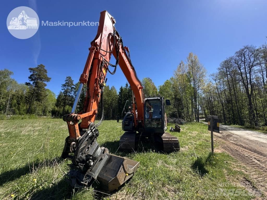 Hitachi ZX 135 US-6 Pásová rýpadla