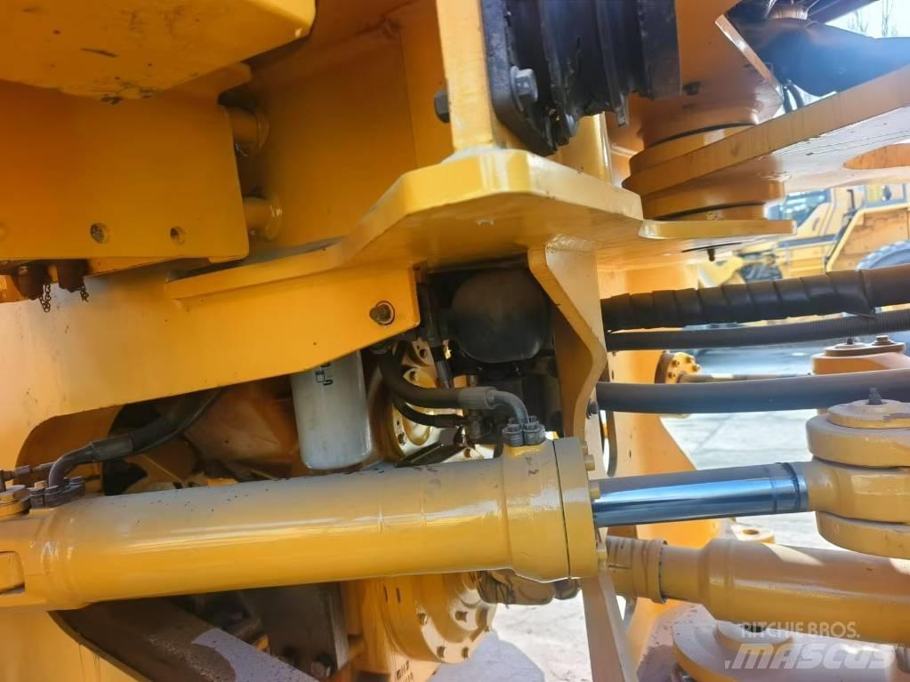 Volvo L 180 F Kolové nakladače