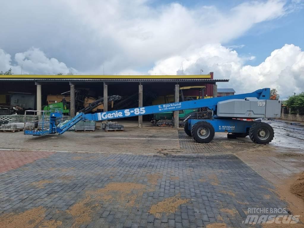 Genie S 85 4X4 Teleskopické plošiny
