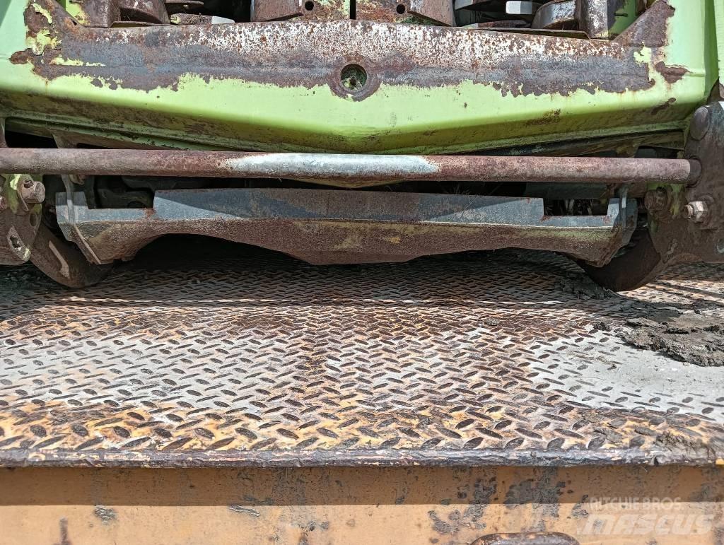 CLAAS Orbis 600 Samojízdné sekačky