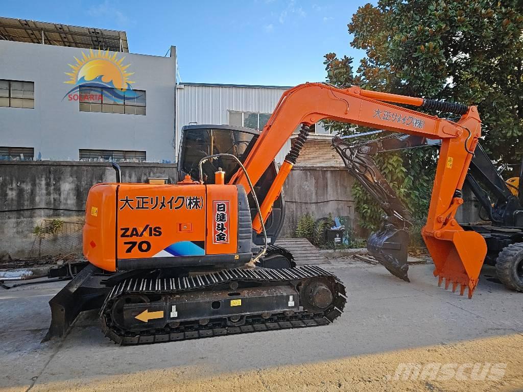 Hitachi ZX 70 Midi rýpadla 7t - 12t
