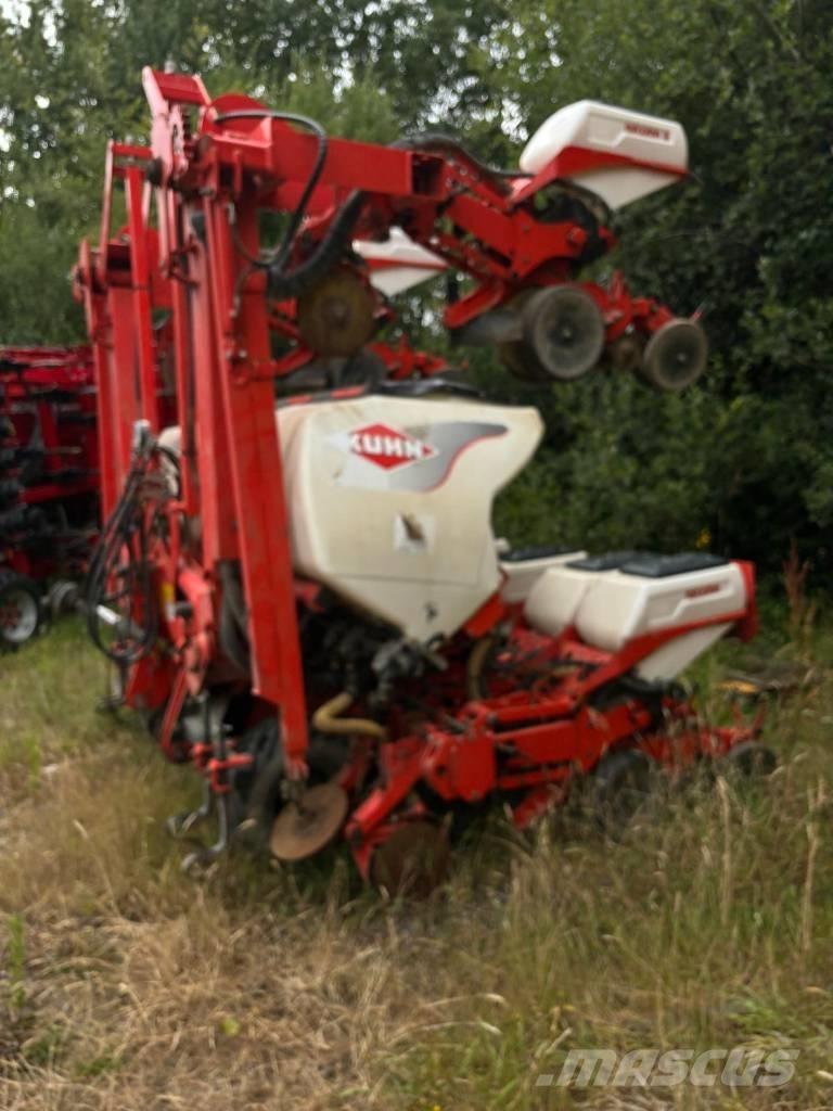 Kuhn Maxima 2 Mechanické secí stroje