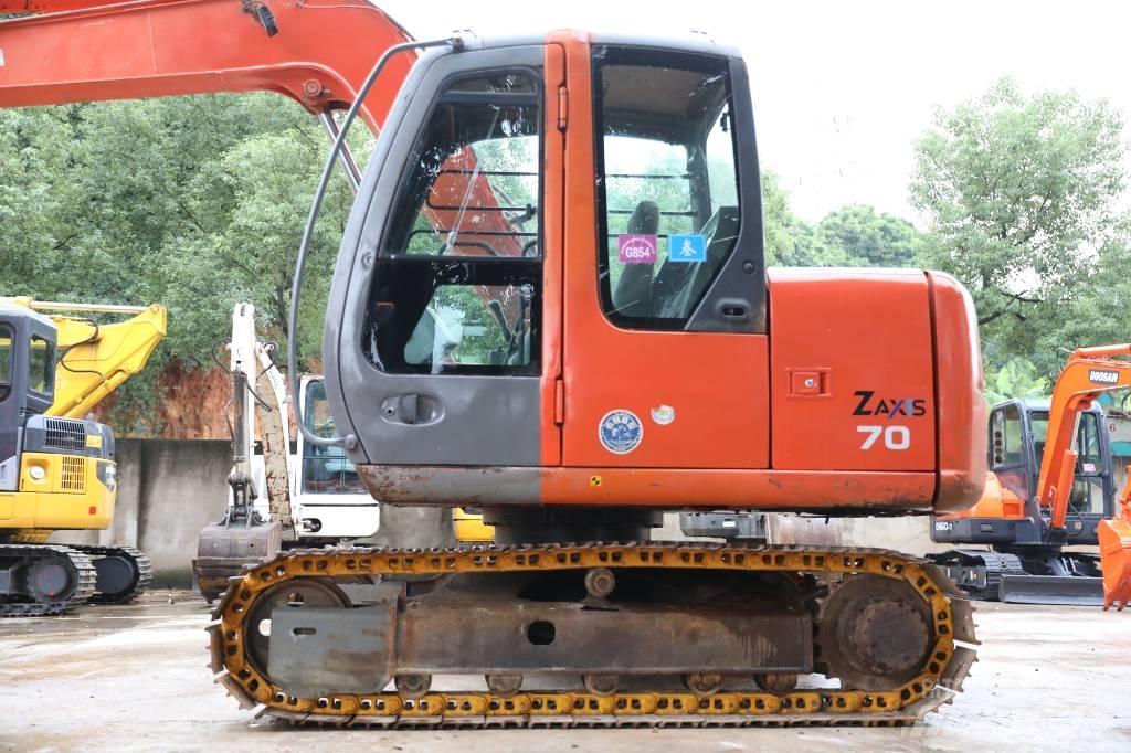 Hitachi ZX 70 Pásová rýpadla