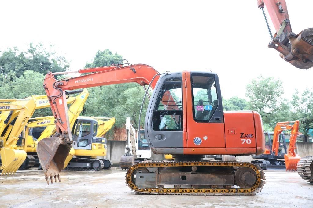 Hitachi ZX 70 Pásová rýpadla