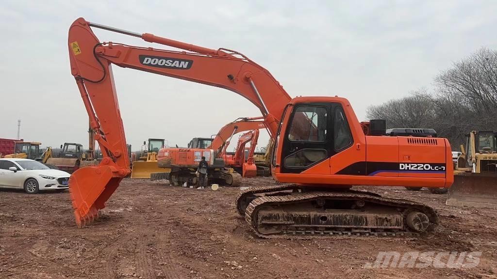 Doosan DH 220 Pásová rýpadla