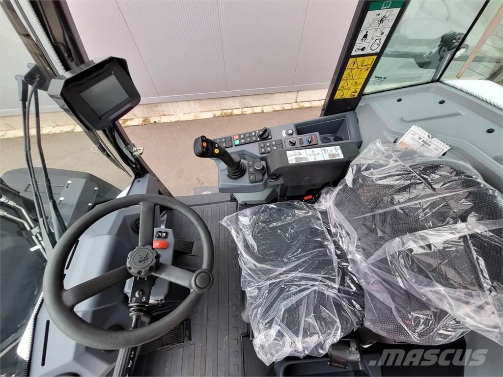 Bobcat L85 Kolové nakladače