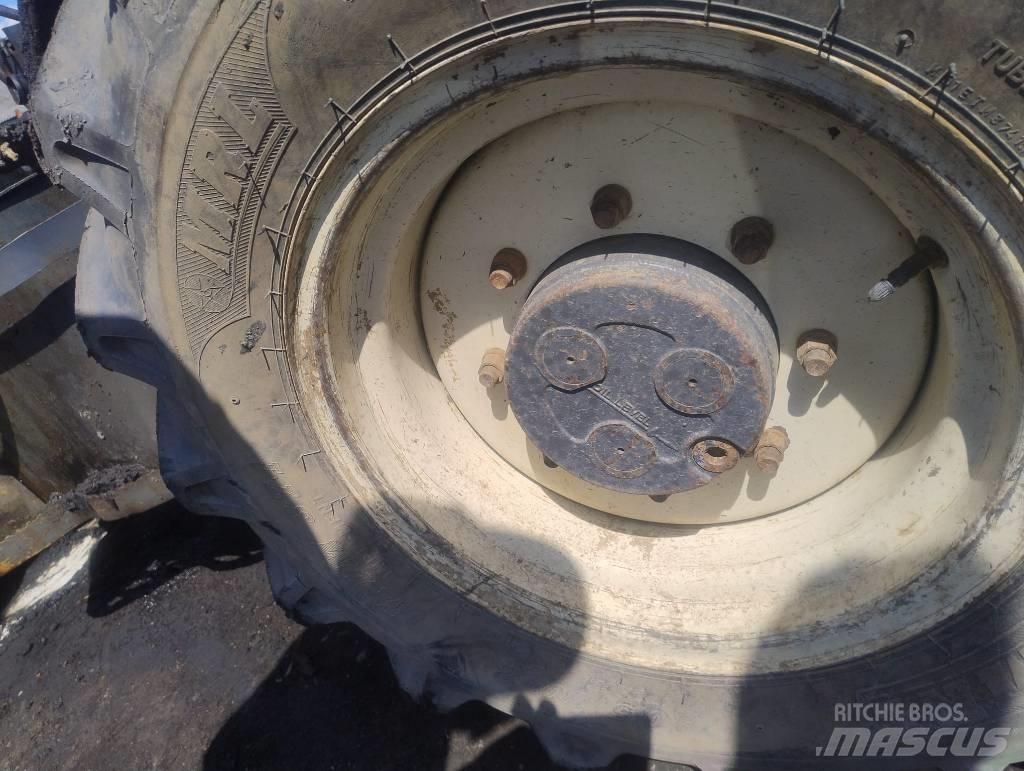 Terex Parts Rýpadlo-nakladače