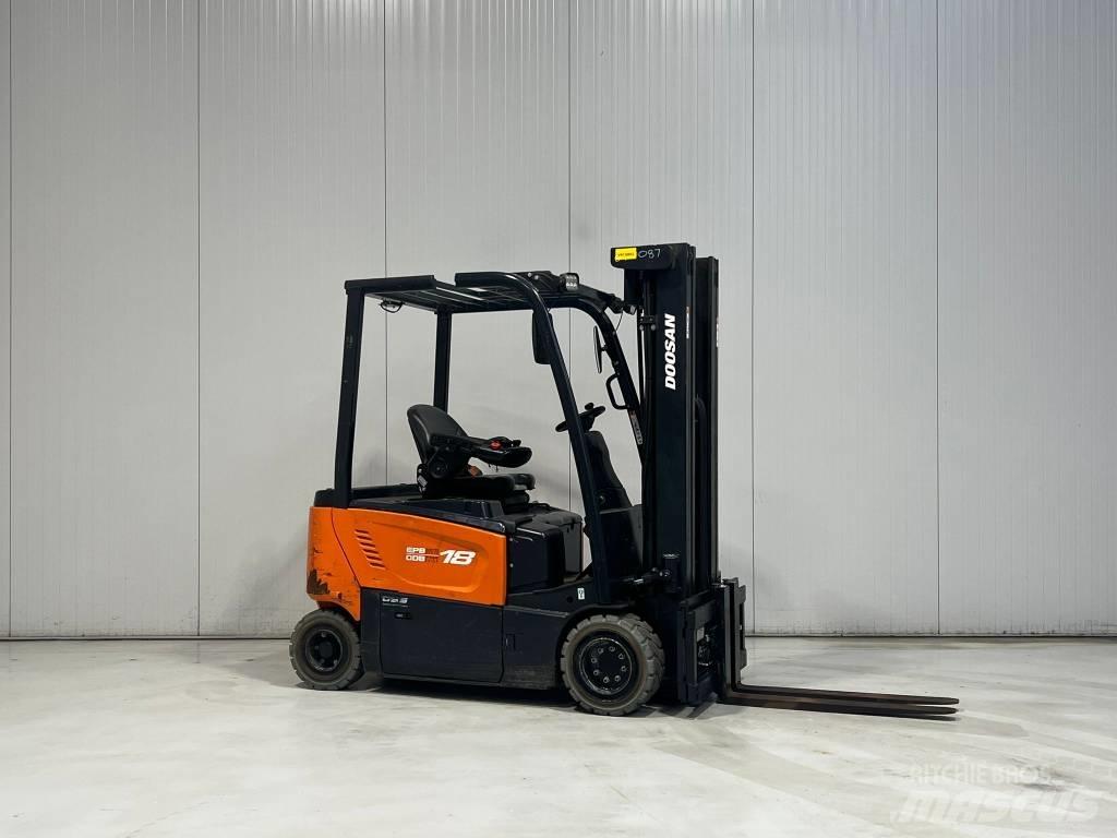 Doosan B18X-7 Akumulátorové vozíky