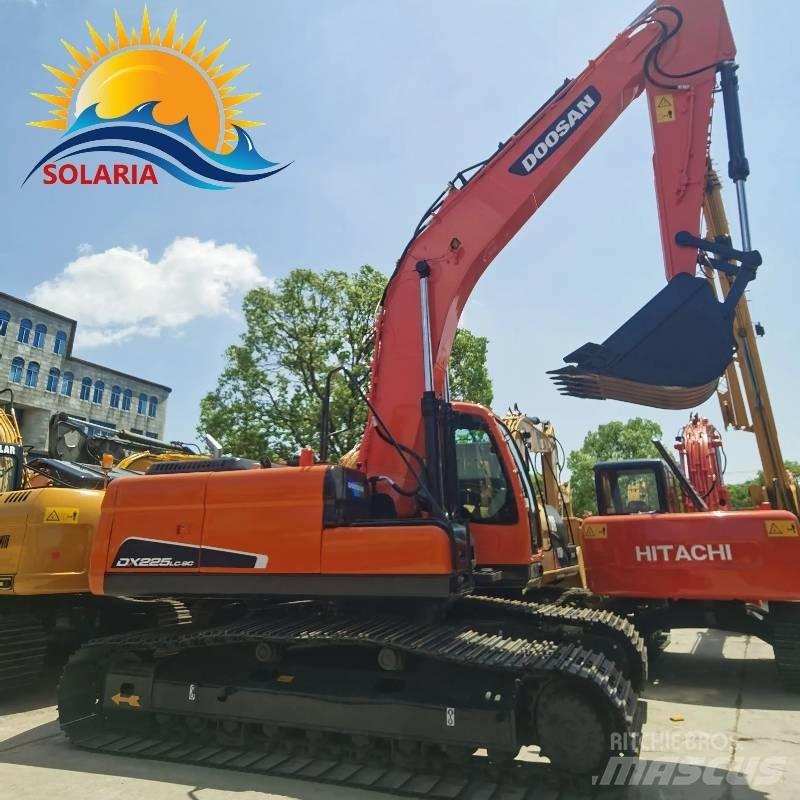 Doosan DX 225 LC Pásová rýpadla