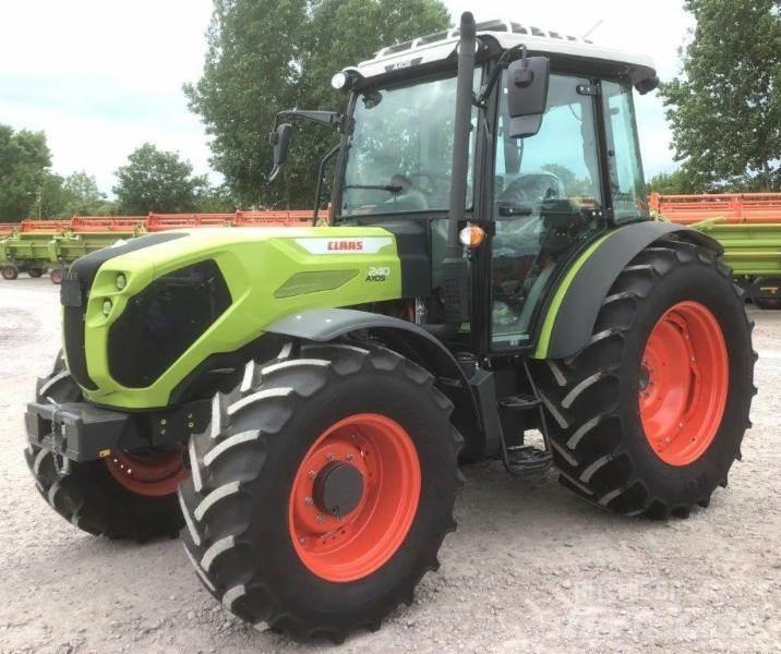 CLAAS AXOS 240 Traktory