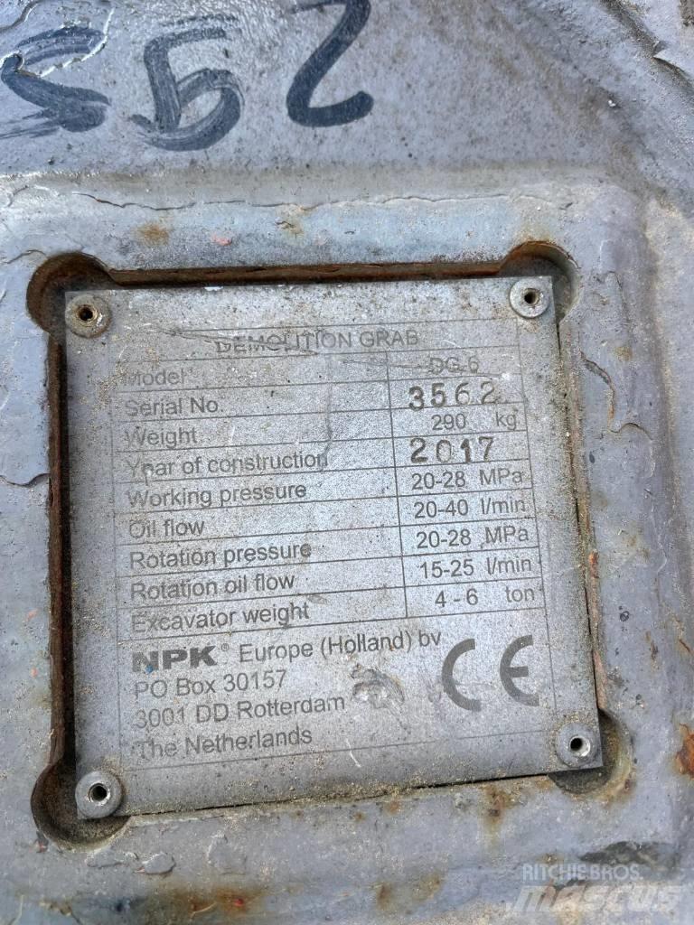 NPK DG-6 Mini rýpadla < 7t
