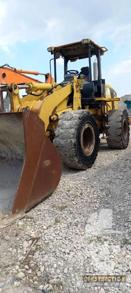 CAT 938 G Kolové nakladače