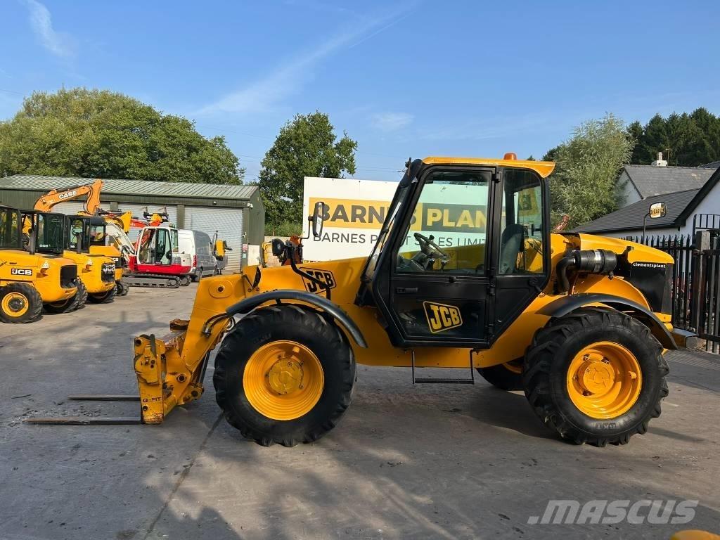 JCB 528 S Teleskopické manipulátory
