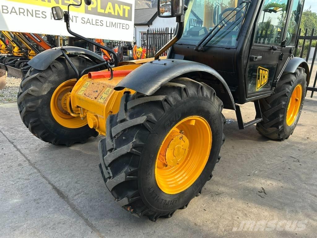 JCB 528 S Teleskopické manipulátory