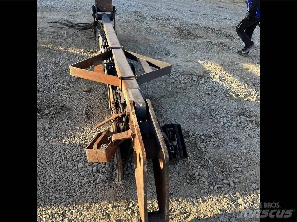 Loglift 210 Těžební jeřáby