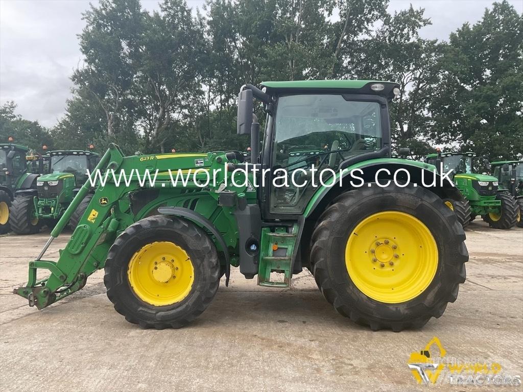 John Deere 6130 R Traktory