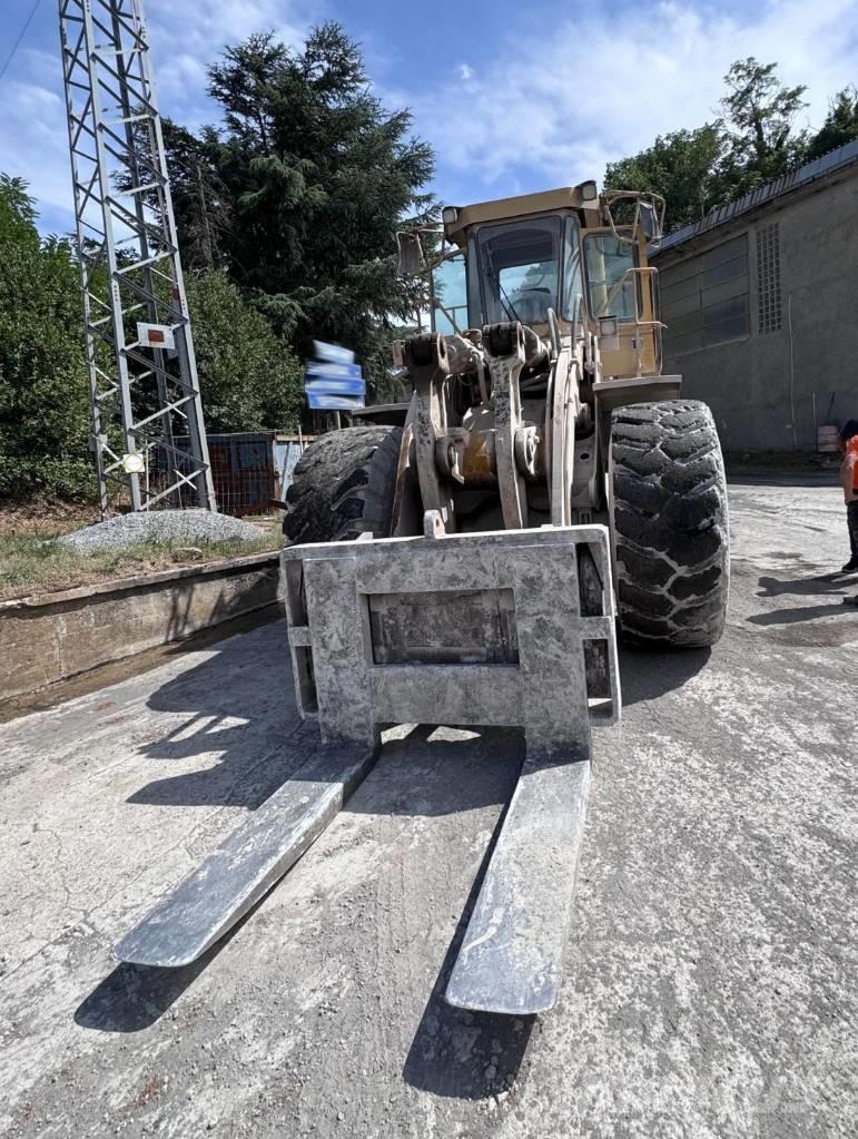 CAT 980 F Kolové nakladače