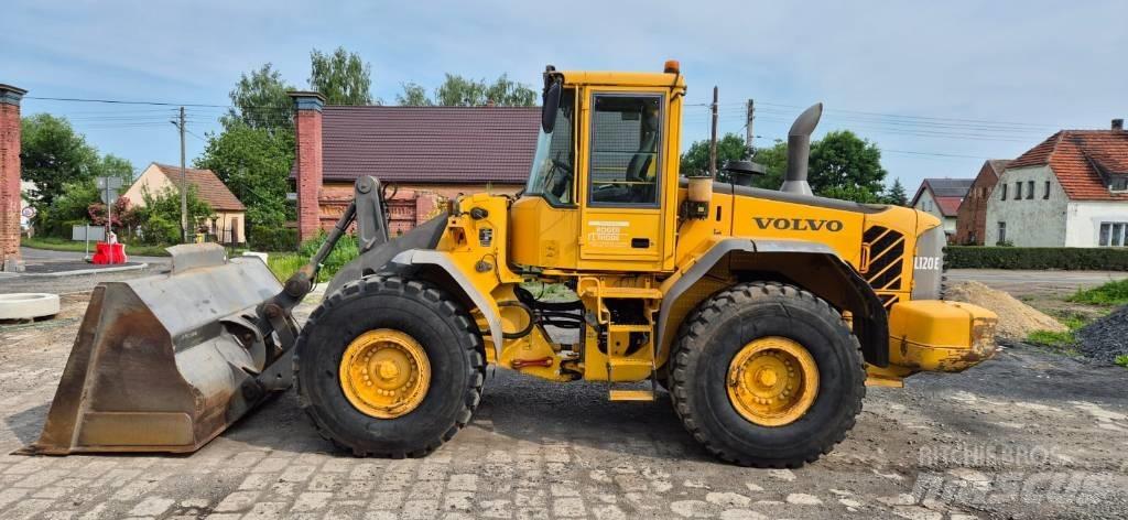 Volvo L 120 E Kolové nakladače