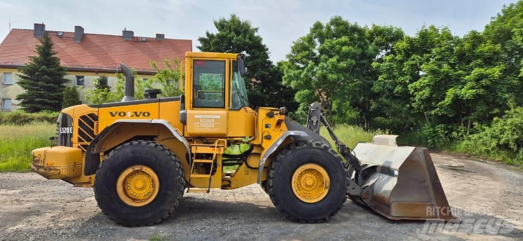 Volvo L 120 E Kolové nakladače