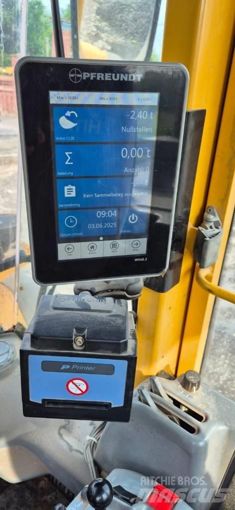 Volvo L 120 E Kolové nakladače