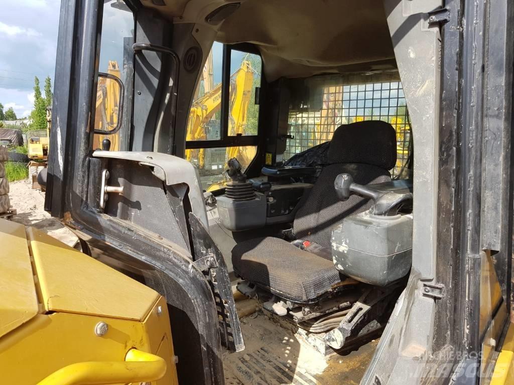CAT D 7 E LGP Pásové dozery