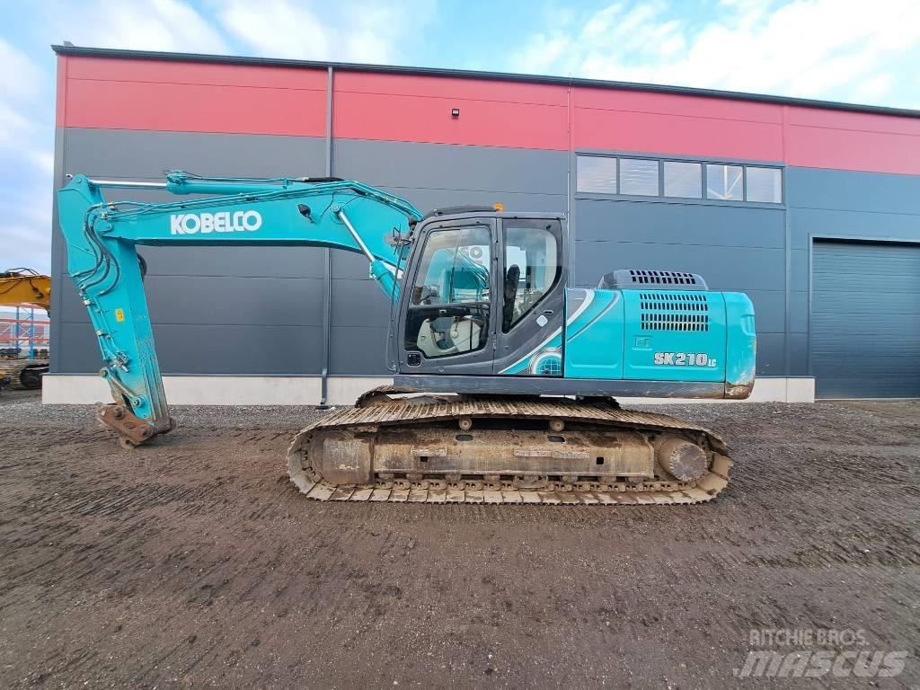Kobelco SK 210 LC-10 Pásová rýpadla