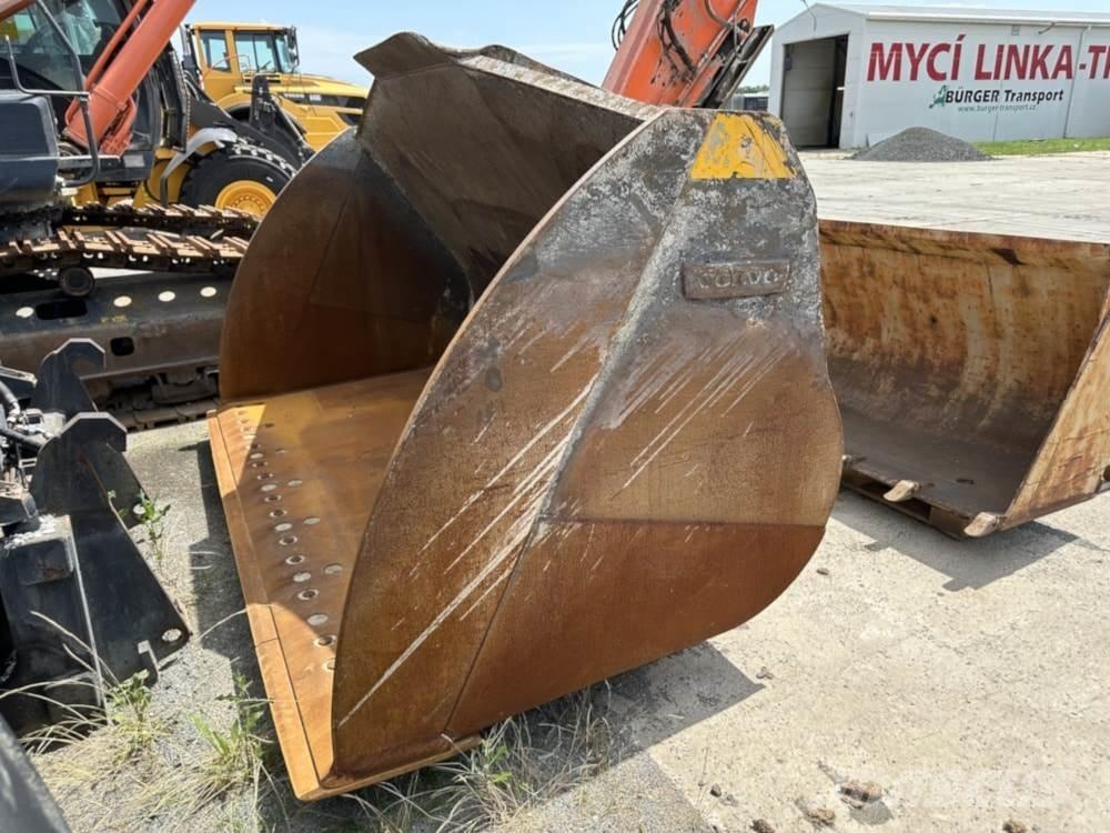 Volvo L150H Kolové nakladače