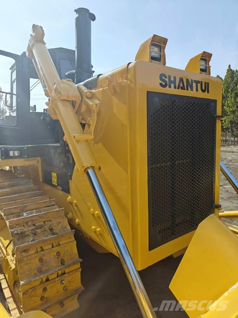 Shantui SD 32 Pásové dozery