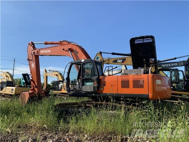 Hitachi ZX350 Pásová rýpadla