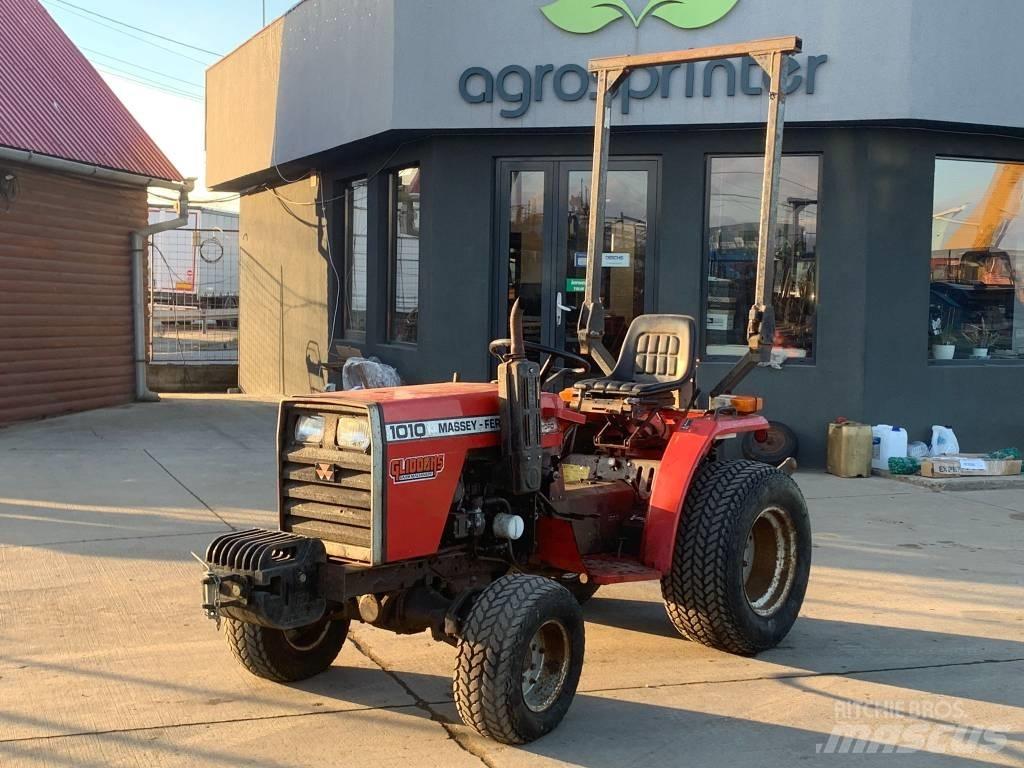 Massey Ferguson 1010 Traktory