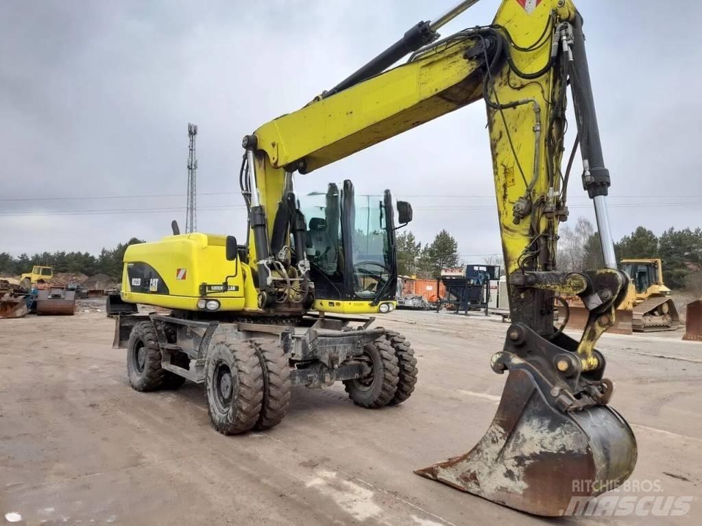 CAT M 322 D Kolová rýpadla