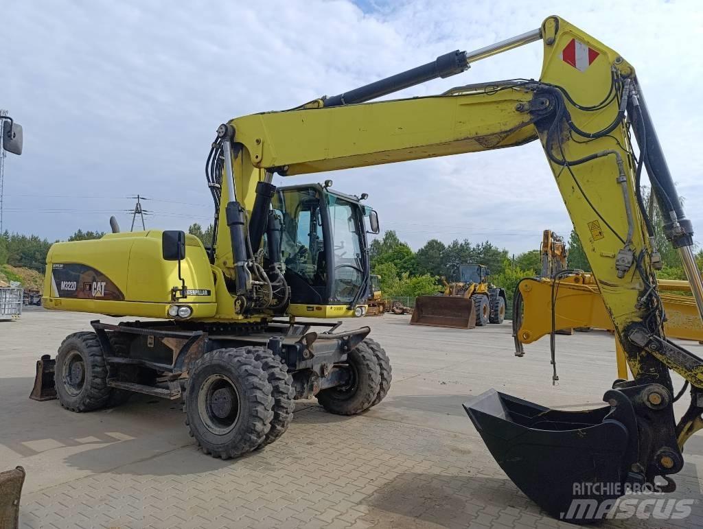 CAT M 322 D Kolová rýpadla