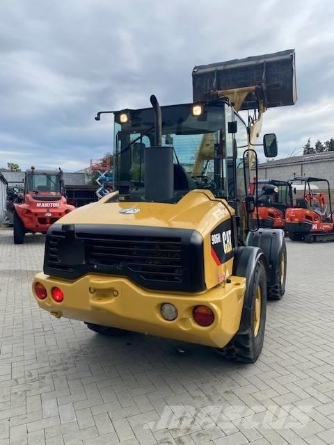 CAT 906 H 2 Kolové nakladače