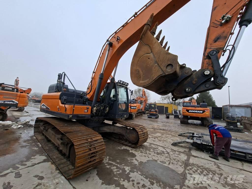 Doosan DX 300 LC-7 Pásová rýpadla