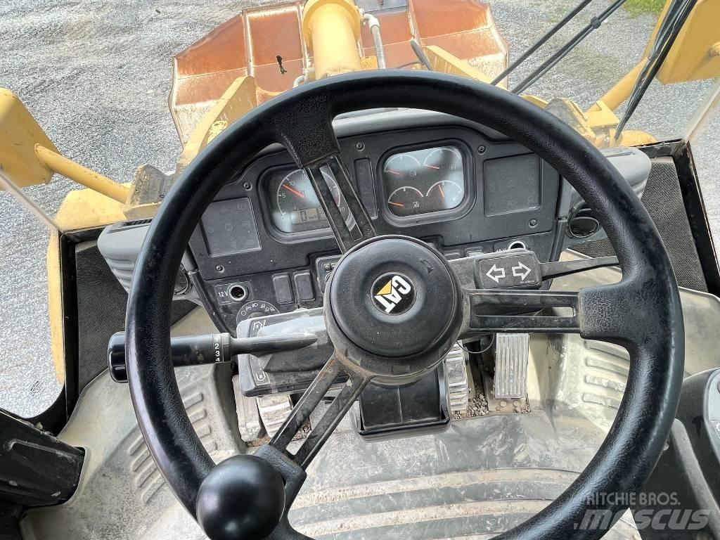 CAT 962 H Kolové nakladače
