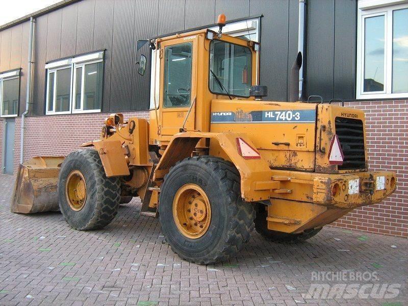 Hyundai HL740-3 Kolové nakladače