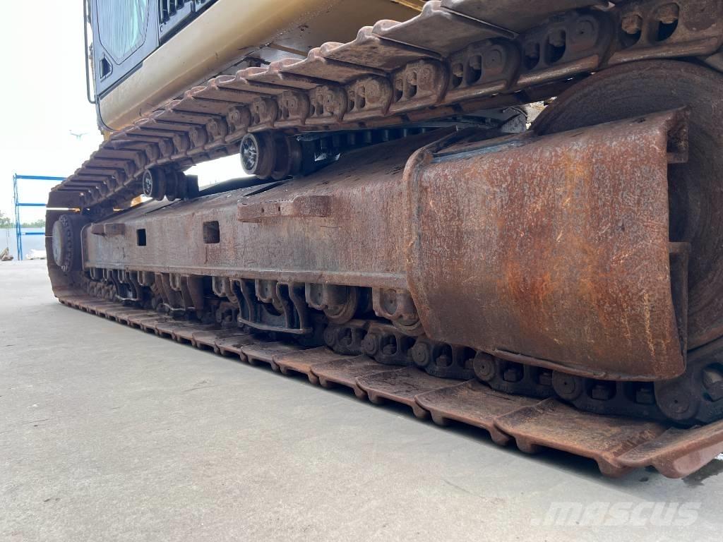 CAT 330F L Pásová rýpadla