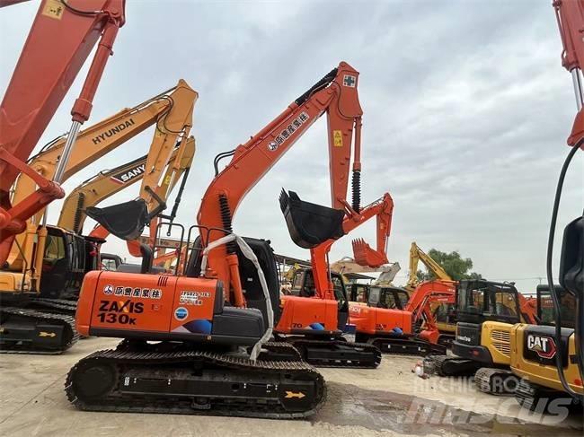 Hitachi ZX 120 Pásová rýpadla