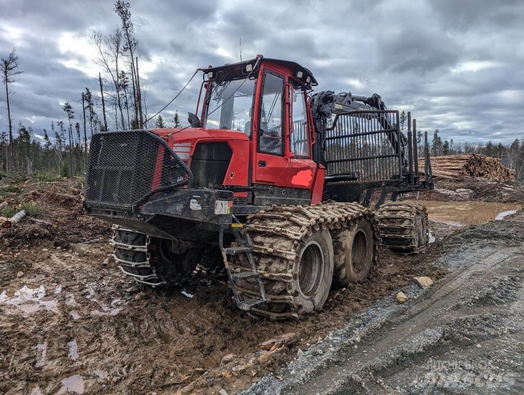 Komatsu 895 Vyvážecí traktory