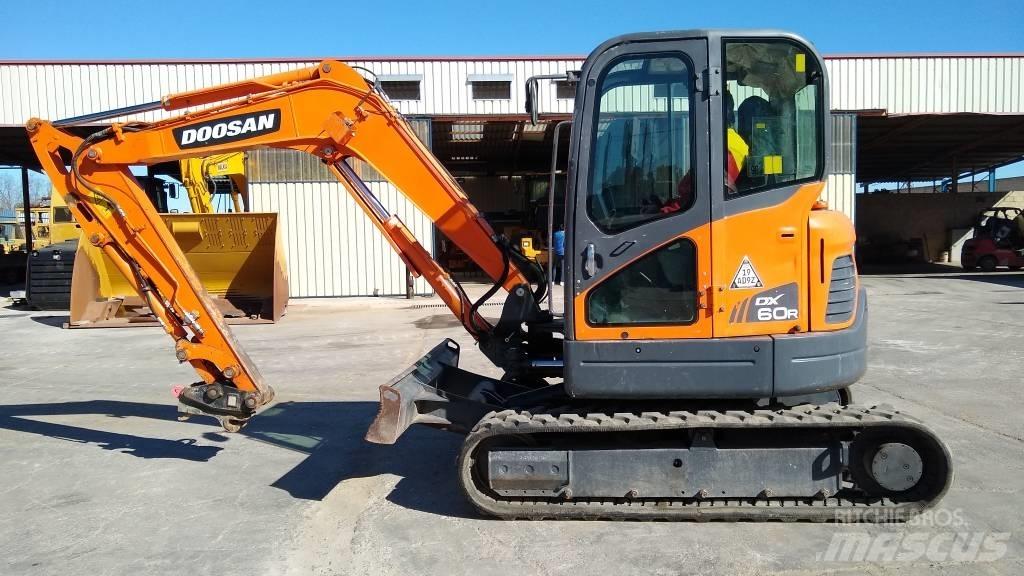 Doosan DX 60 R Mini rýpadla < 7t