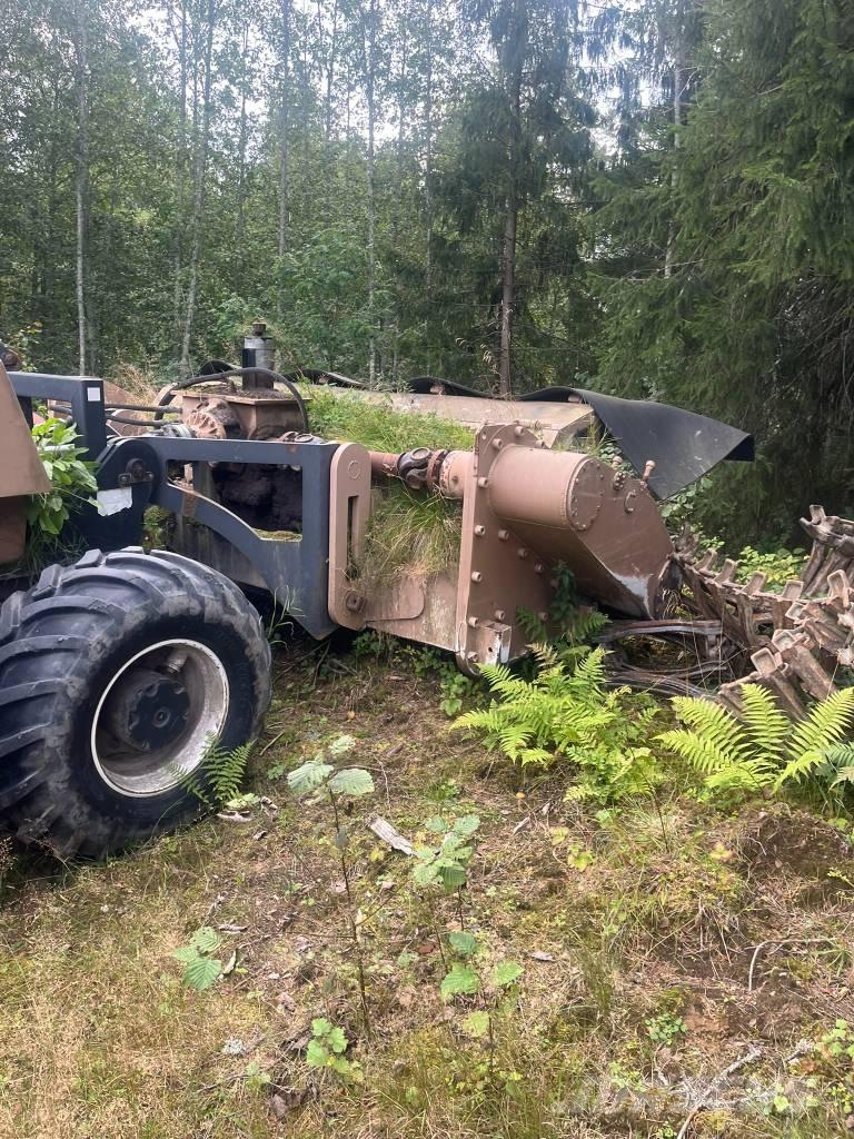 Rottne F9 Minröjare Vyvážecí traktory
